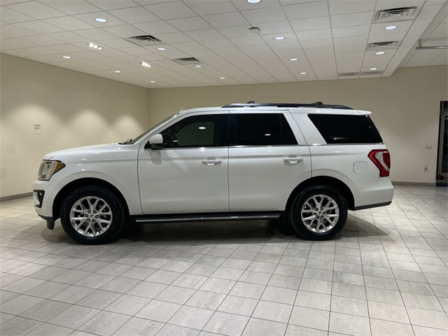 2021 Ford Expedition XLT photo 2