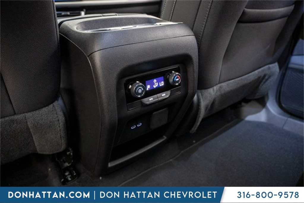 2026 Chevrolet Traverse photo 3