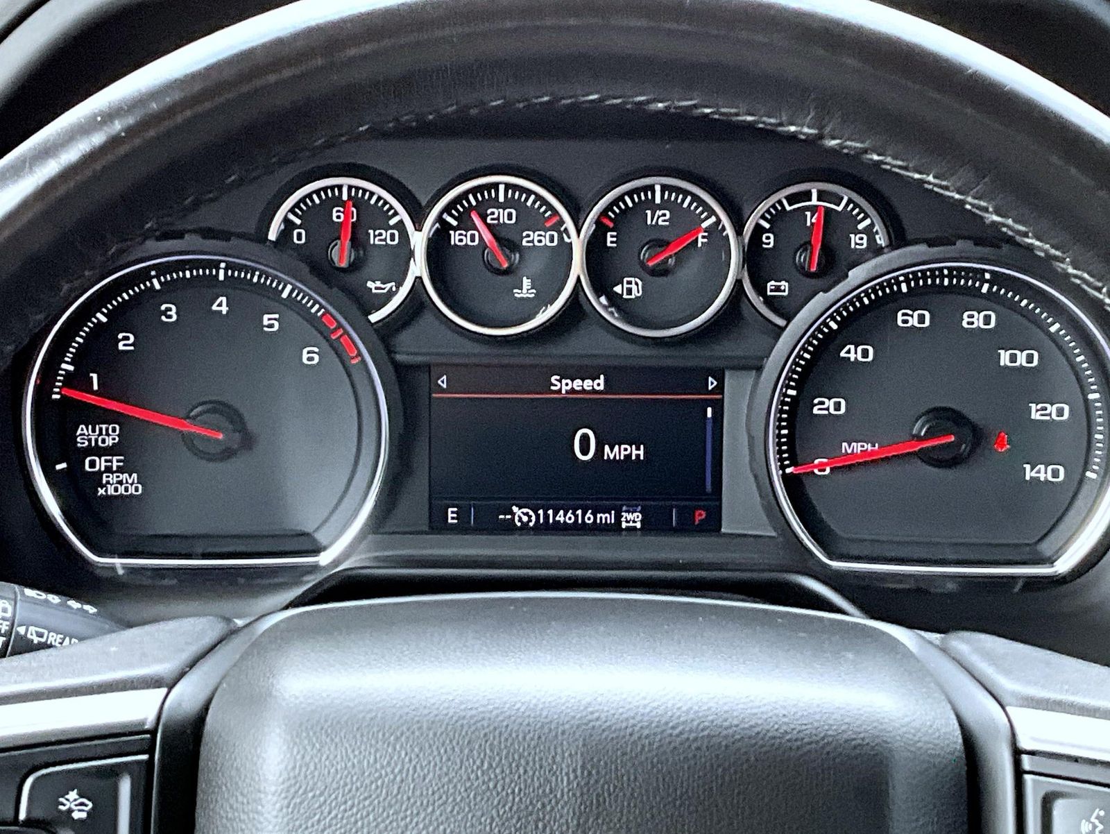 2021 Chevrolet Suburban LT photo 12