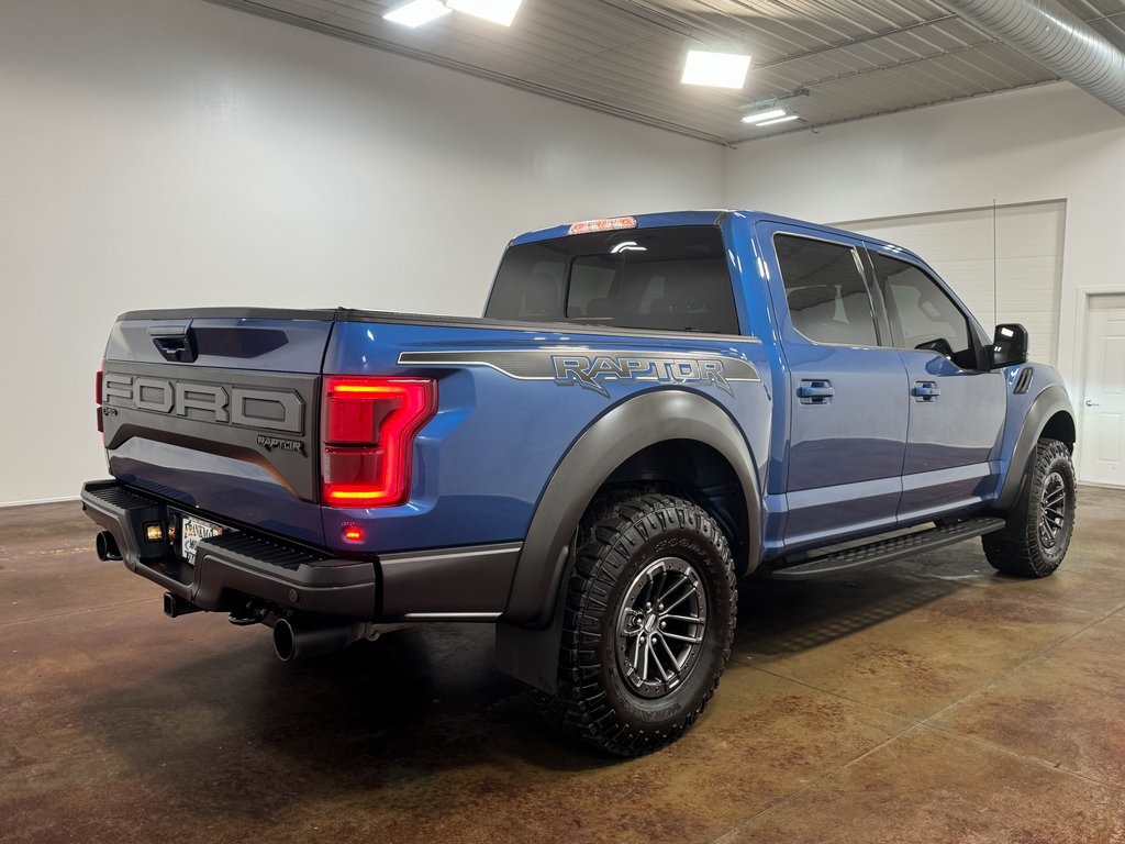 2020 Ford F-150 Raptor photo 32