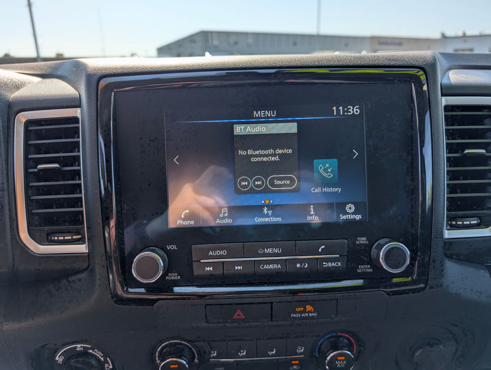 2023 Nissan Frontier SV photo 18