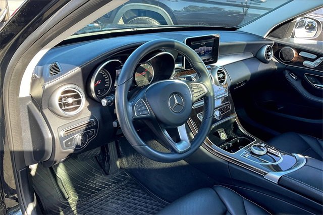2017 Mercedes Benz C 300 4MATIC photo 11