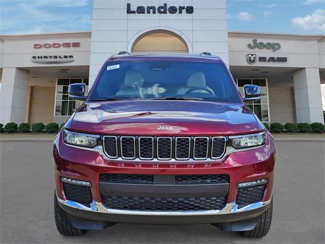 2025 Jeep Grand Cherokee Limited photo 2