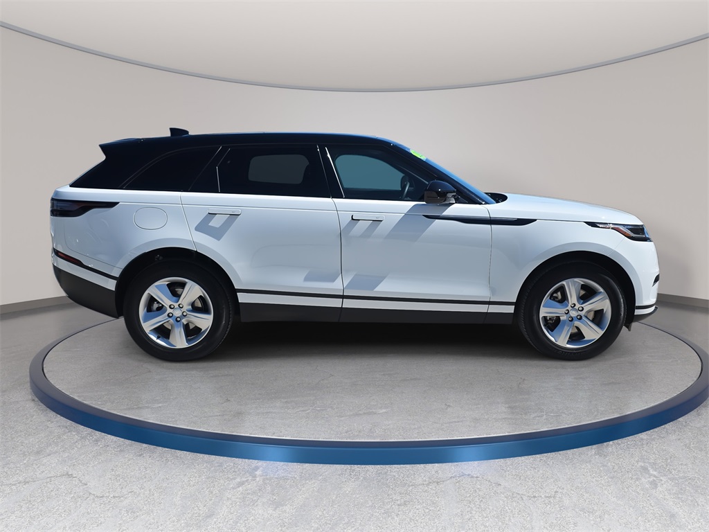 2025 Land Rover Range Rover Velar S photo 4
