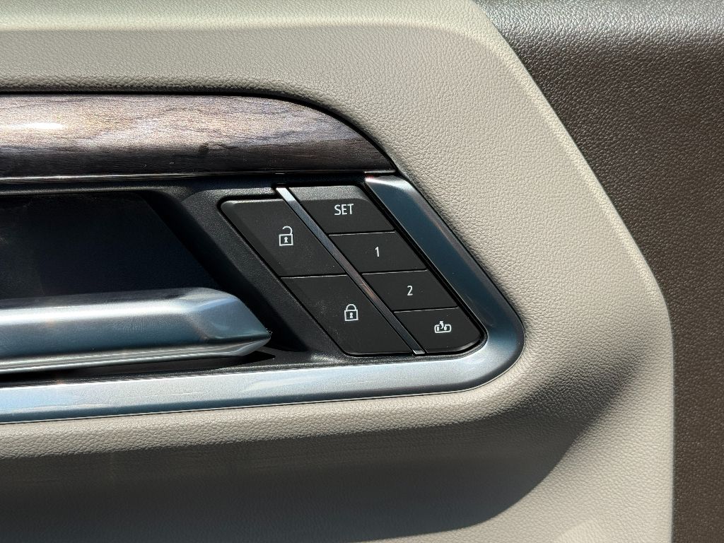 2026 Chevrolet Silverado 1500 LTZ photo 21
