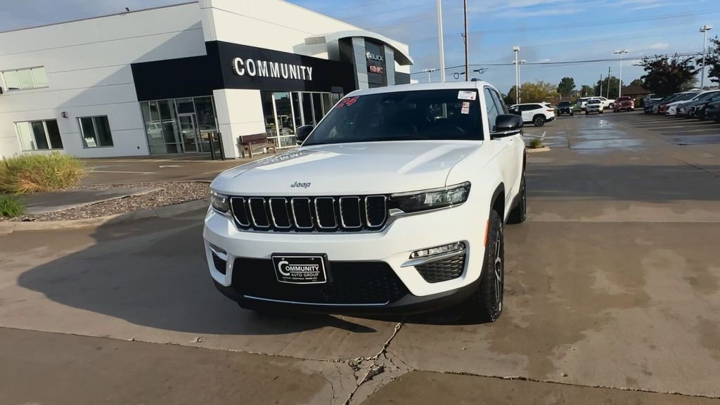 2024 Jeep Grand Cherokee Limited photo 2
