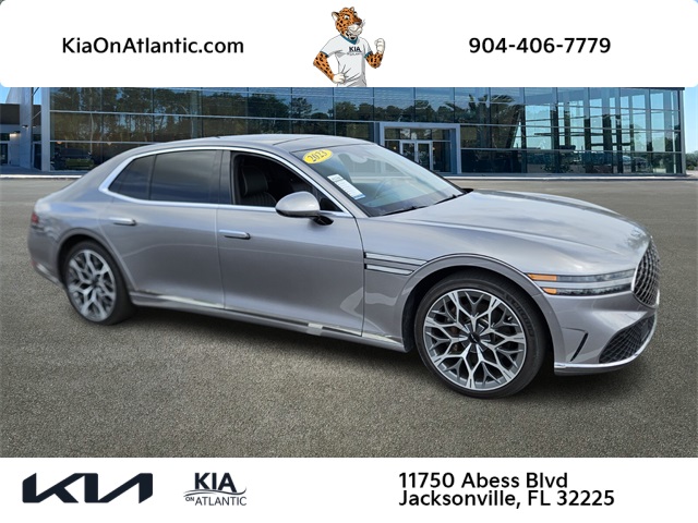 2023 GENESIS G90