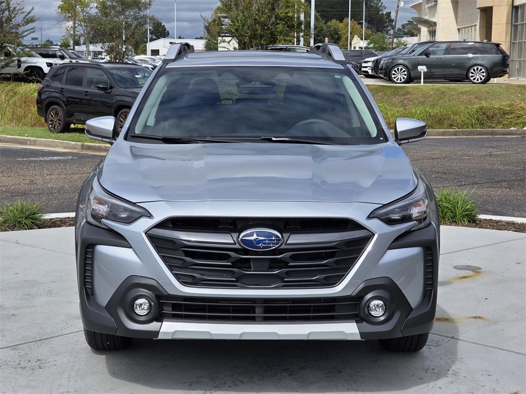 2025 Subaru Outback Touring XT photo 2