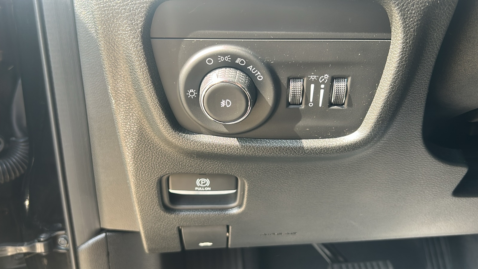 2023 Jeep Grand Cherokee Limited photo 15