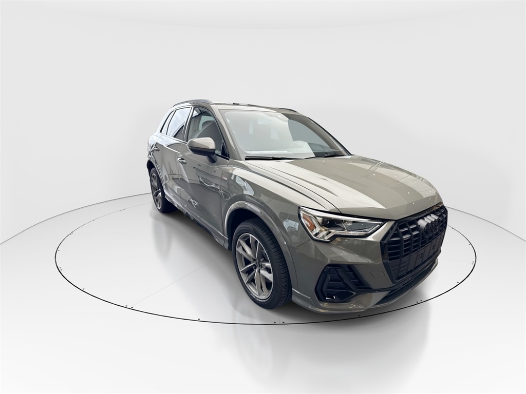 2025 Audi Q3 Premium S line photo 2
