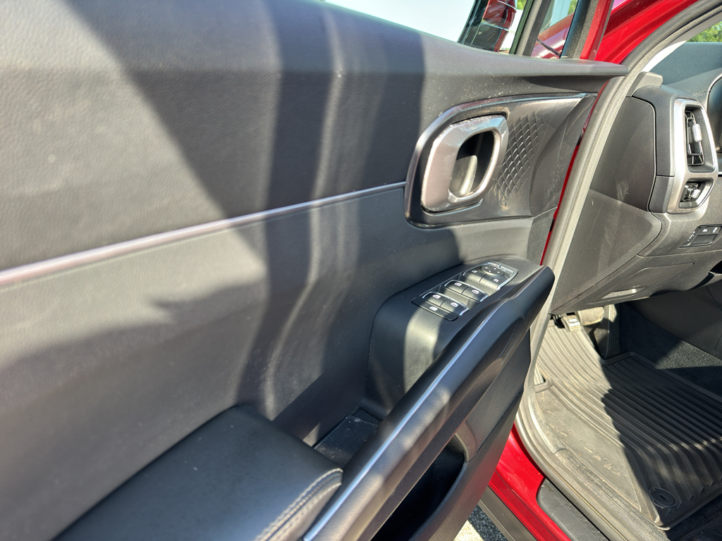 2021 Kia Sorento LX photo 11