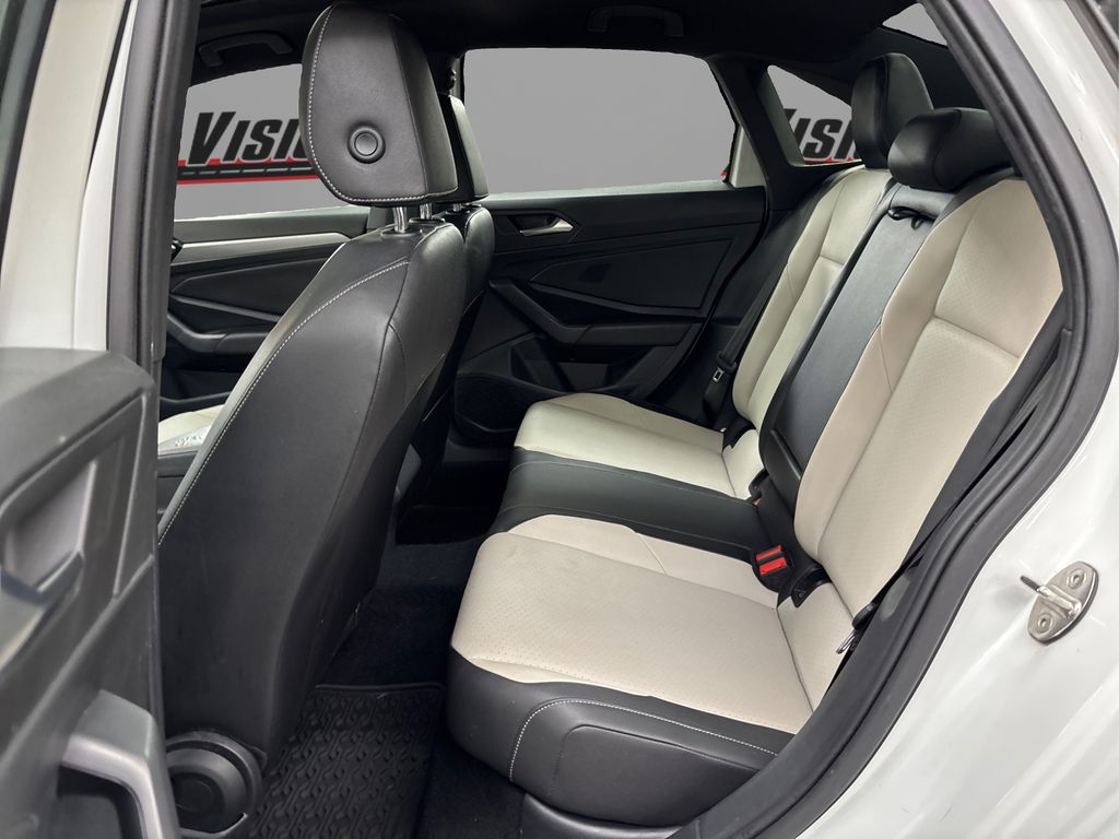 2019 Volkswagen Jetta R-Line photo 10