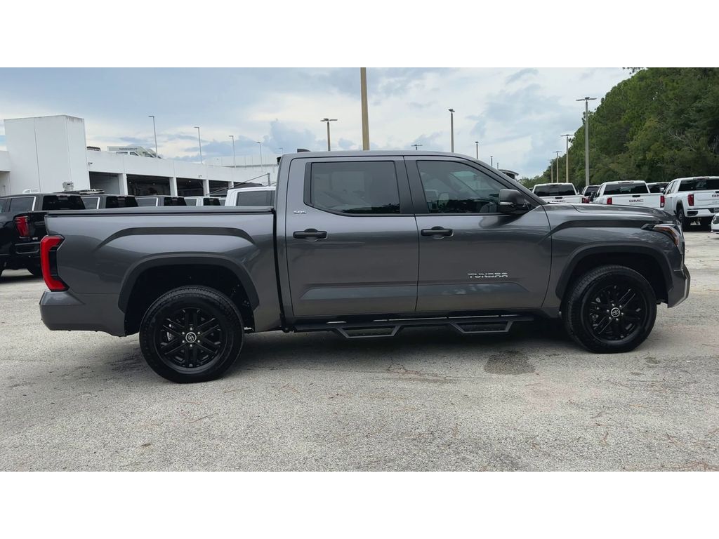 2024 Toyota Tundra SR5 photo 9