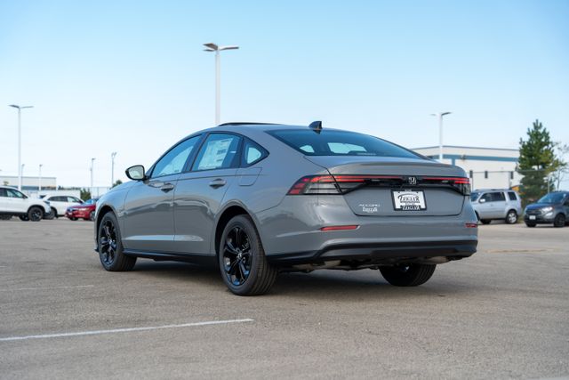 2025 Honda Accord SE photo 5