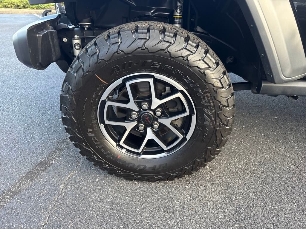 2023 Jeep Wrangler Willys photo 25