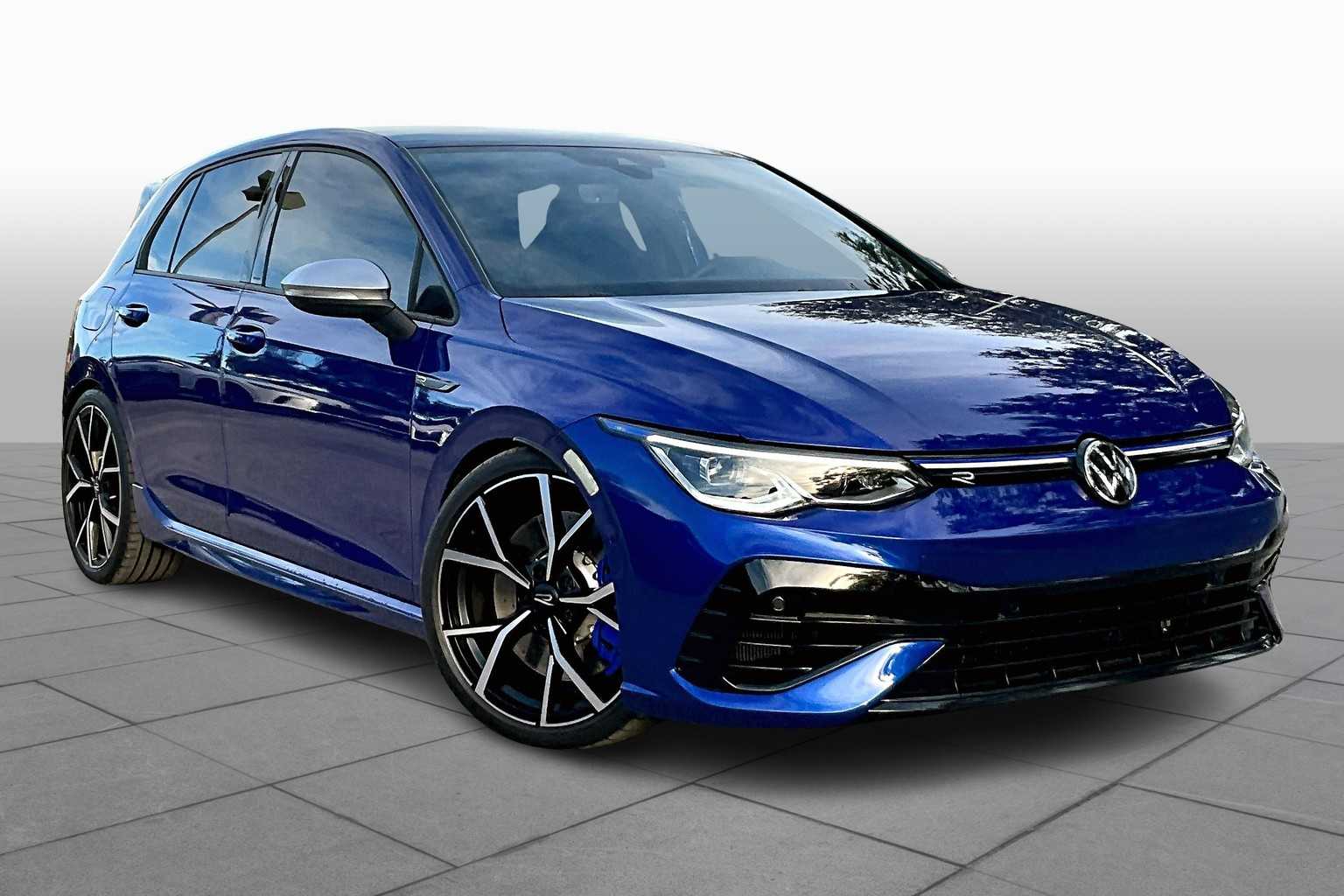 2024 Volkswagen Golf R photo 2
