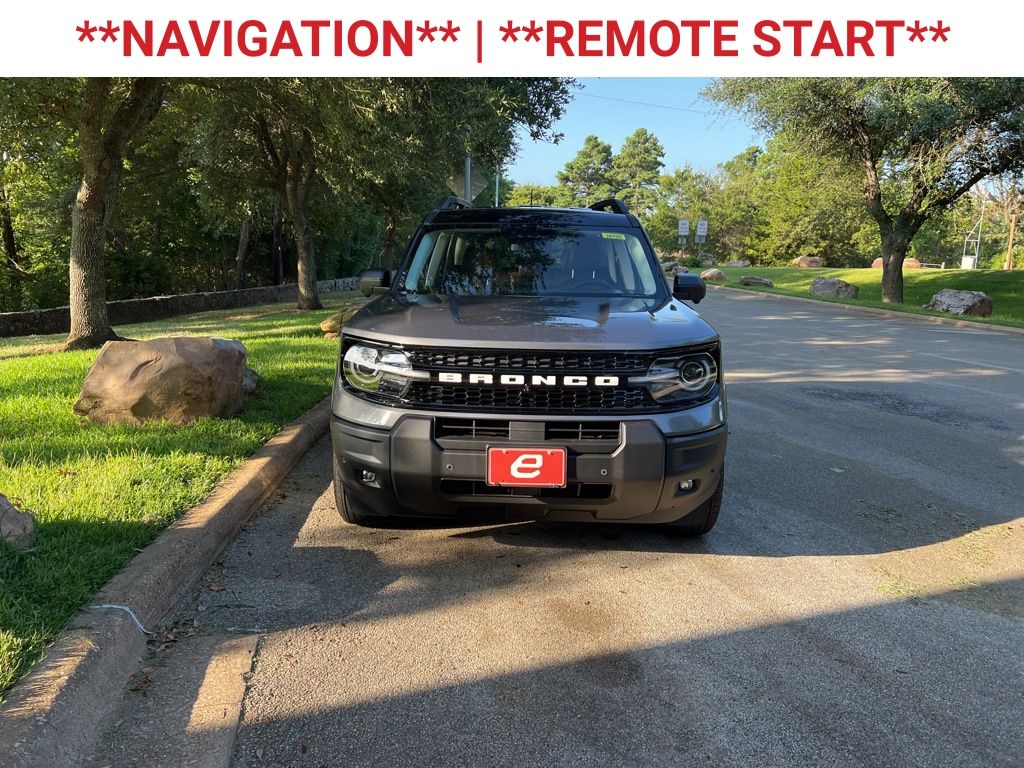 2025 Ford Bronco Sport Outer Banks photo 2