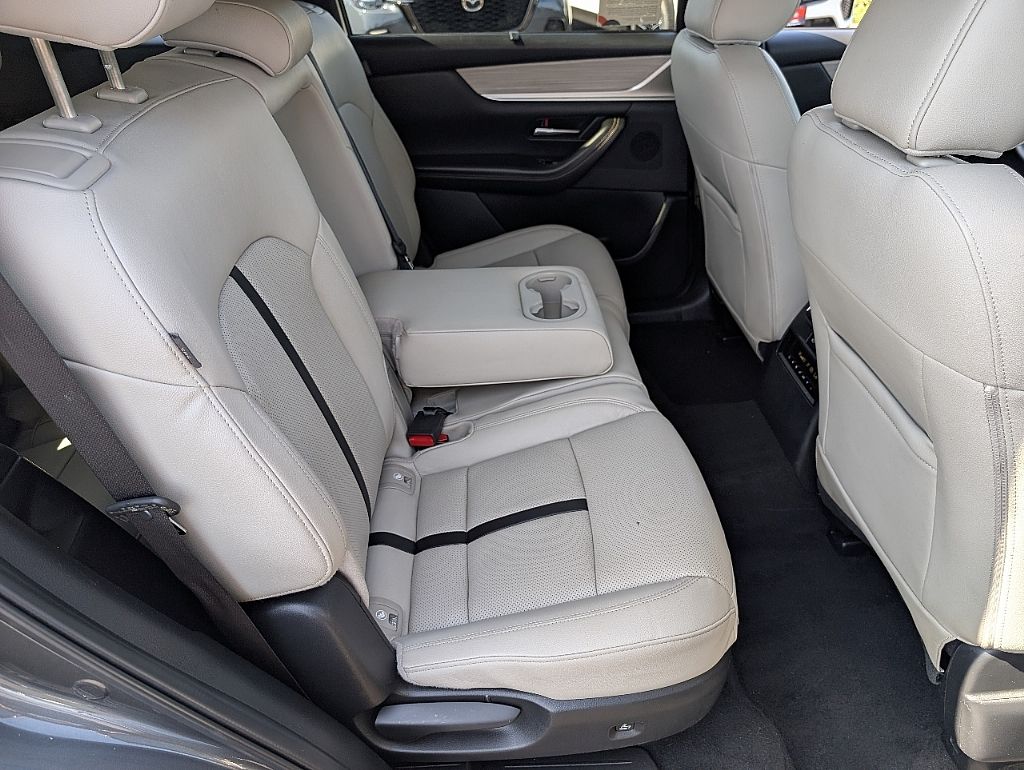 2024 Mazda CX-90 Preferred photo 16