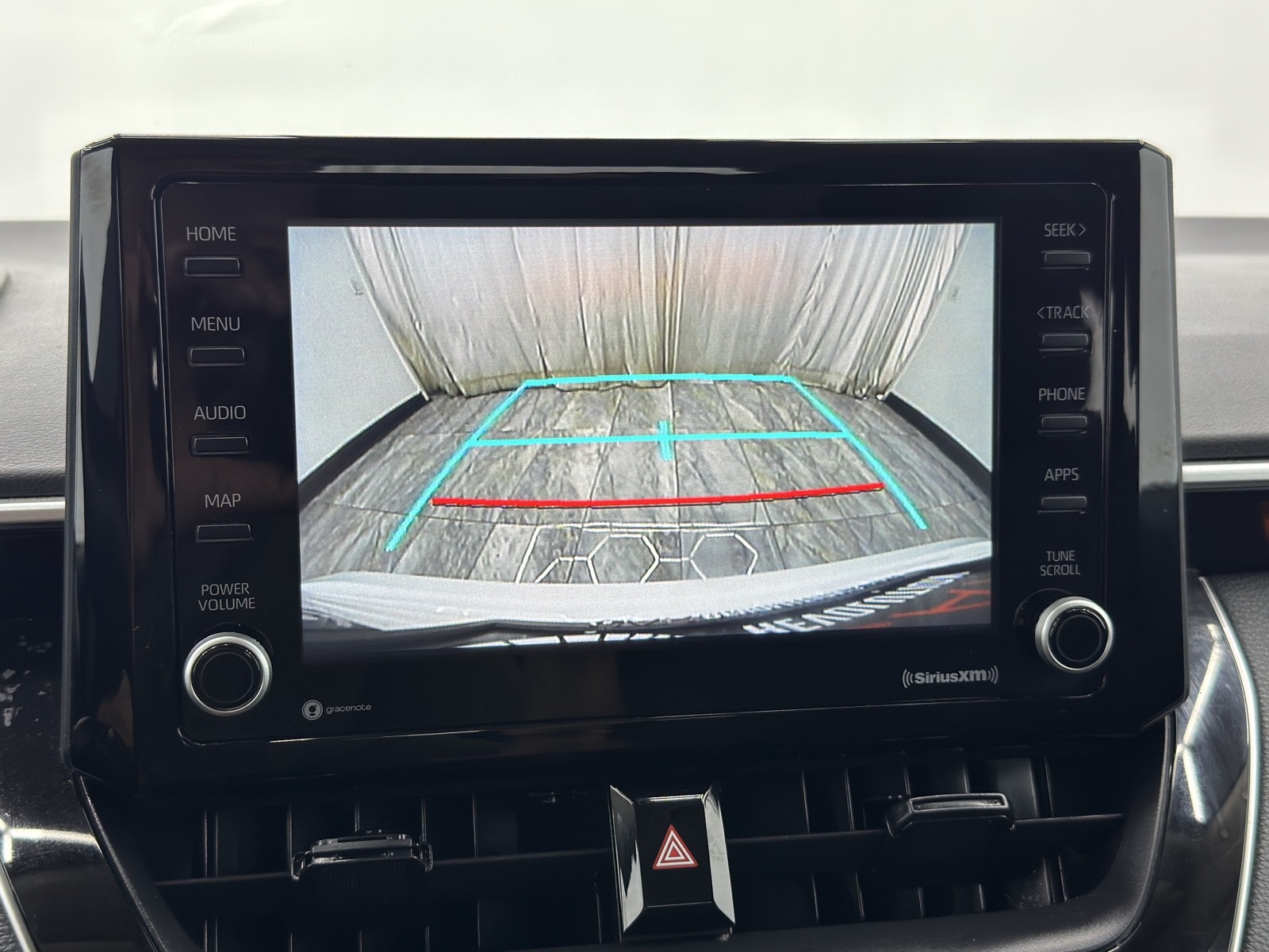 2022 Toyota Corolla LE photo 32