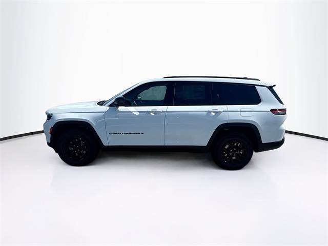 2025 Jeep Grand Cherokee Altitude X photo 2