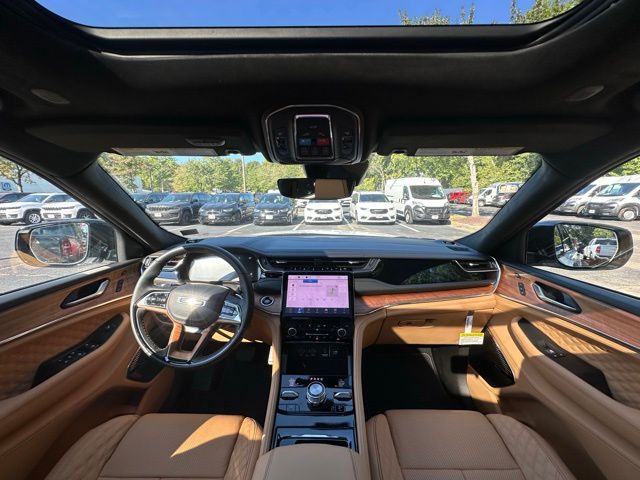 2025 Jeep Grand Cherokee L Summit Reserve photo 2