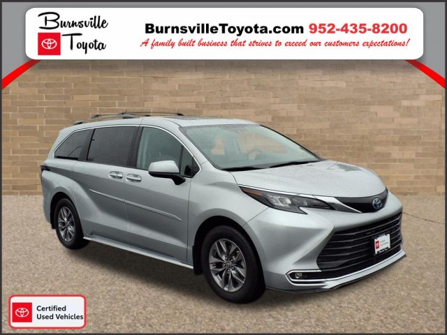 Gold Pre Owned Minivans Certified Pre-Owned 2023 Toyota Sienna XSE
