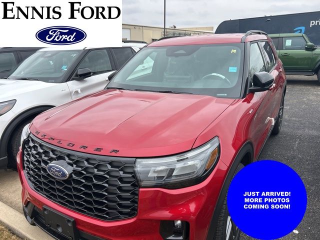 2026 Ford Explorer ST-LINE's photo