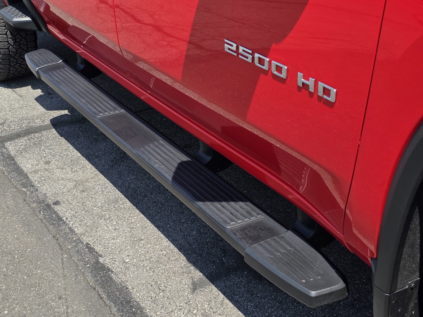 2025 Chevrolet Silverado 2500HD Custom photo 7