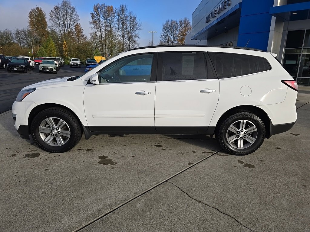 Used 2017 Chevrolet Traverse 2LT with VIN 1GNKVHKD8HJ316137 for sale in Arlington, WA