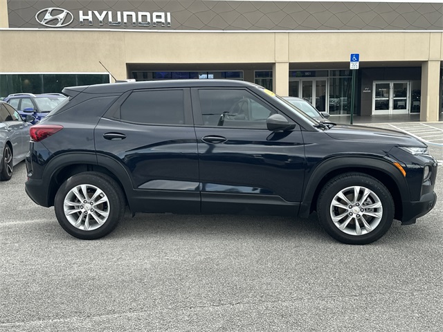 2021 Chevrolet Trailblazer LS photo 4