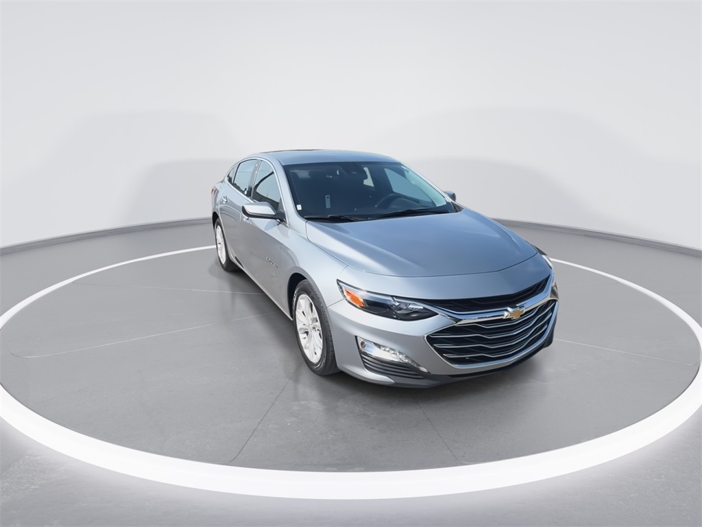 2023 Chevrolet Malibu 1LT photo 3