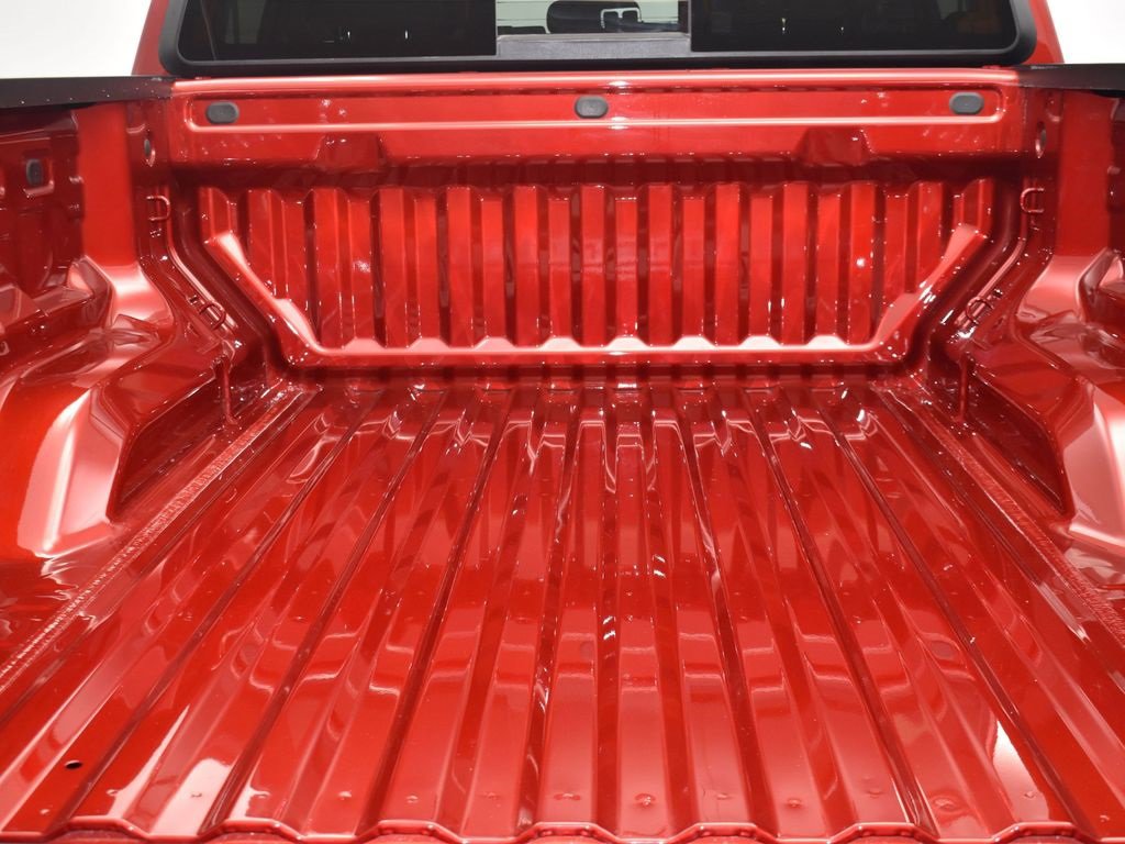 2026 Chevrolet Colorado LT photo 13