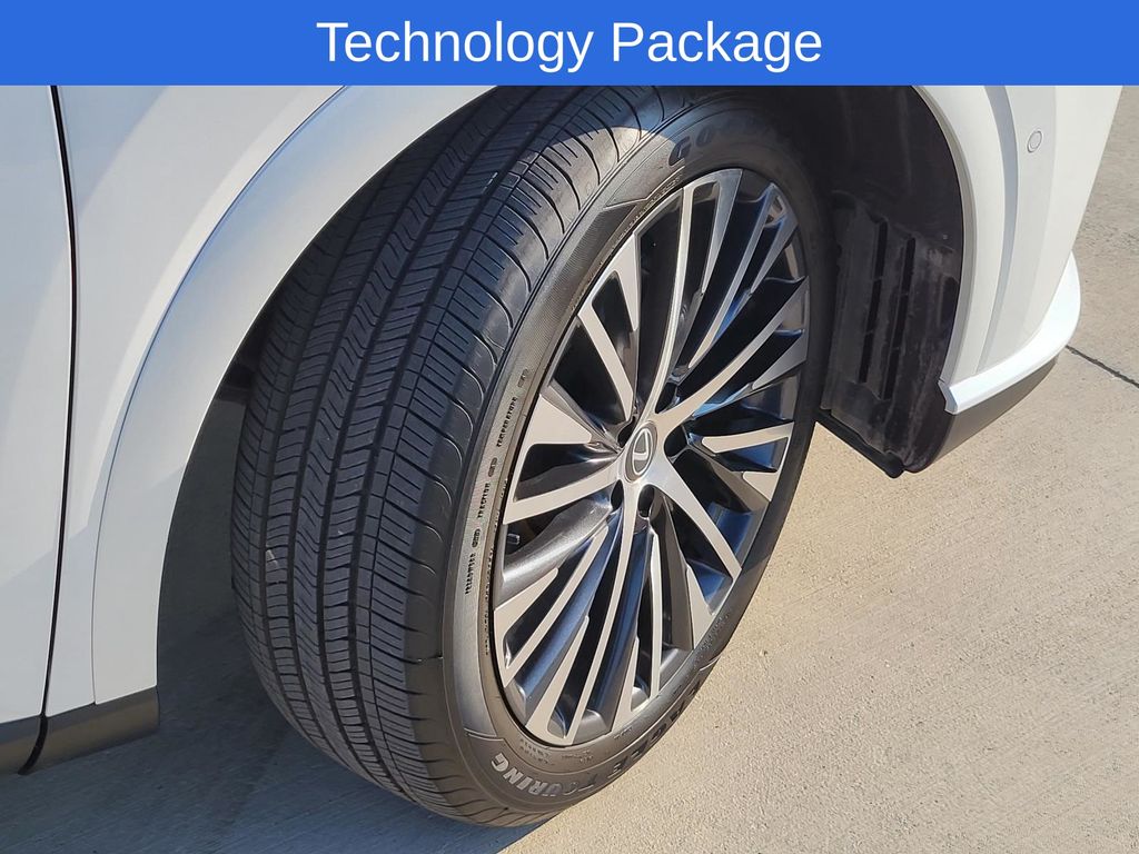 2024 Lexus RX 350 Premium photo 5