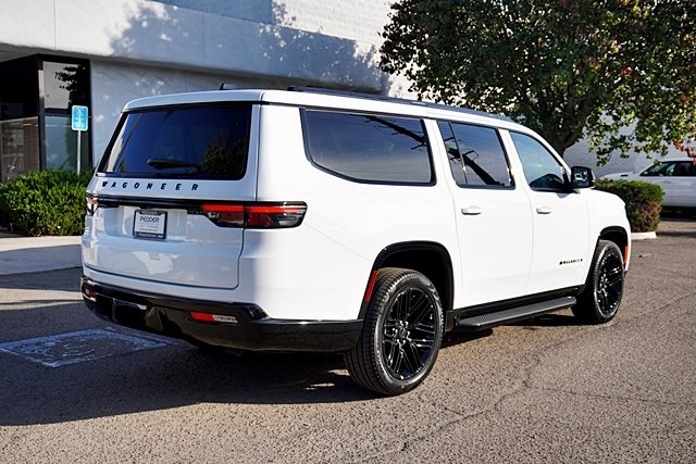 New 2025 Bright White Clear-Coat Exterior Paint Jeep Series II image 10