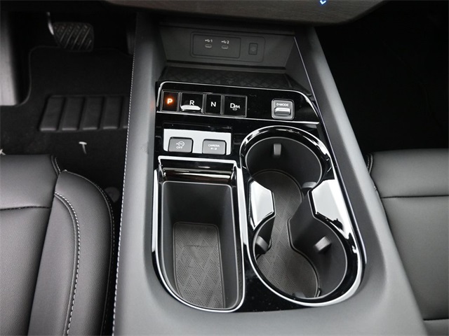 2025 Nissan Murano SL photo 3