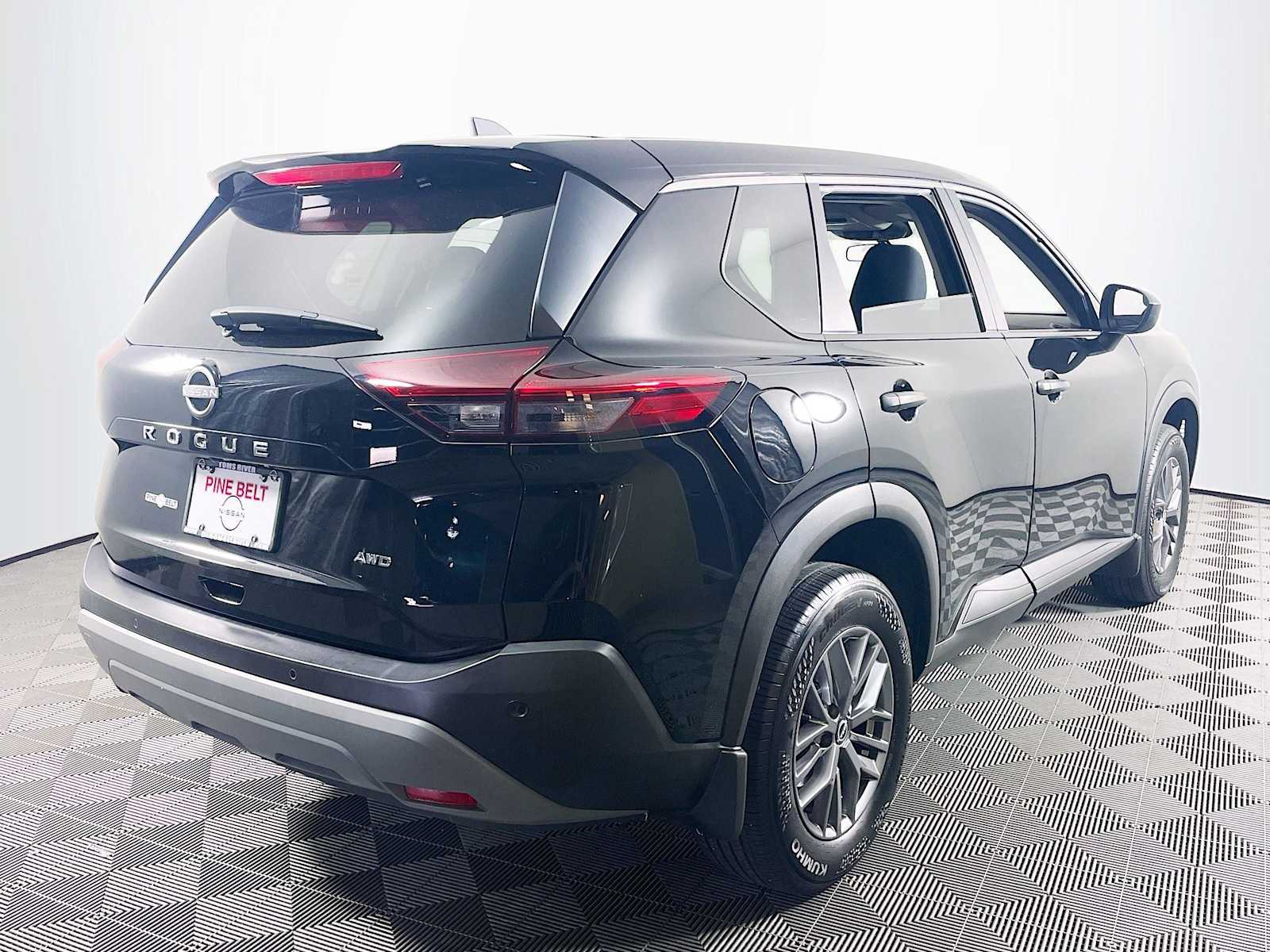 2023 Nissan Rogue S photo 4