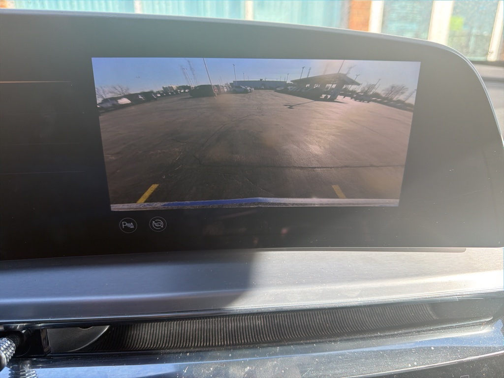 2024 CADILLAC LYRIQ - Image 10