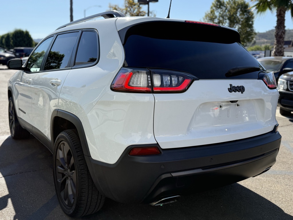 2021 Jeep Cherokee Latitude Lux photo 3