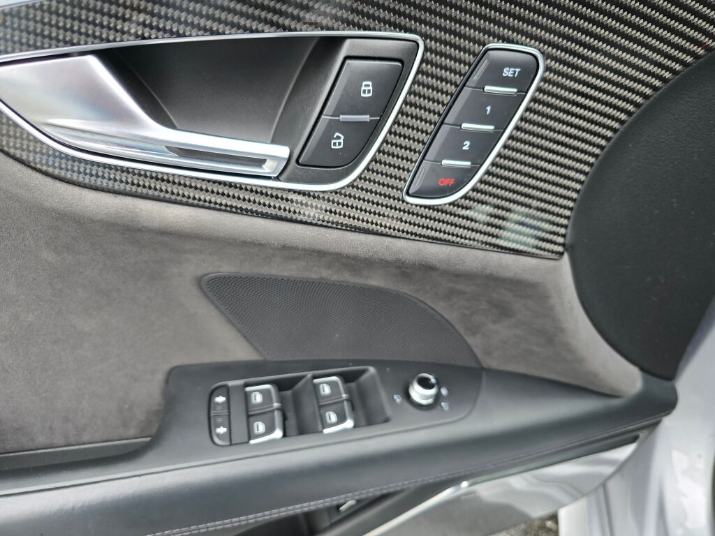 2017 Audi RS 7 Base Performance Prestige photo 23