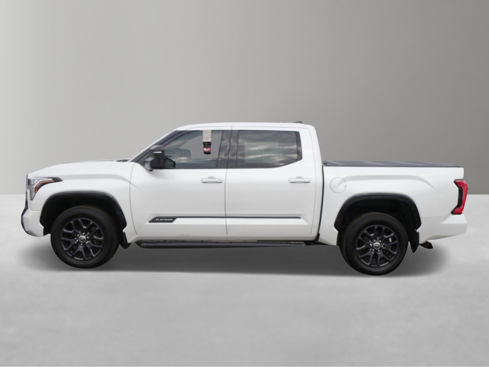 Used 2022 Toyota Tundra 1794 Edition with VIN 5TFMA5DB3NX055225 for sale in White Bear Lake, Minnesota