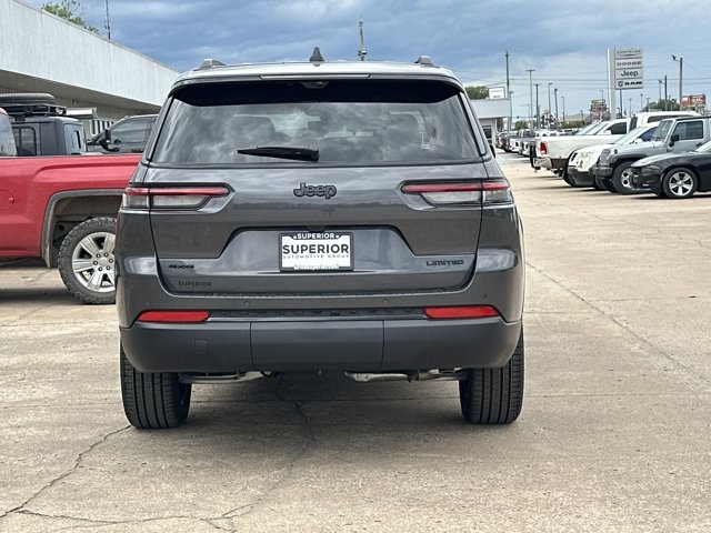 2025 Jeep Grand Cherokee Limited photo 4
