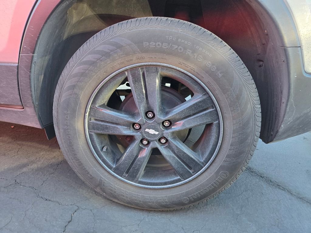 2020 Chevrolet Trax LS photo 3