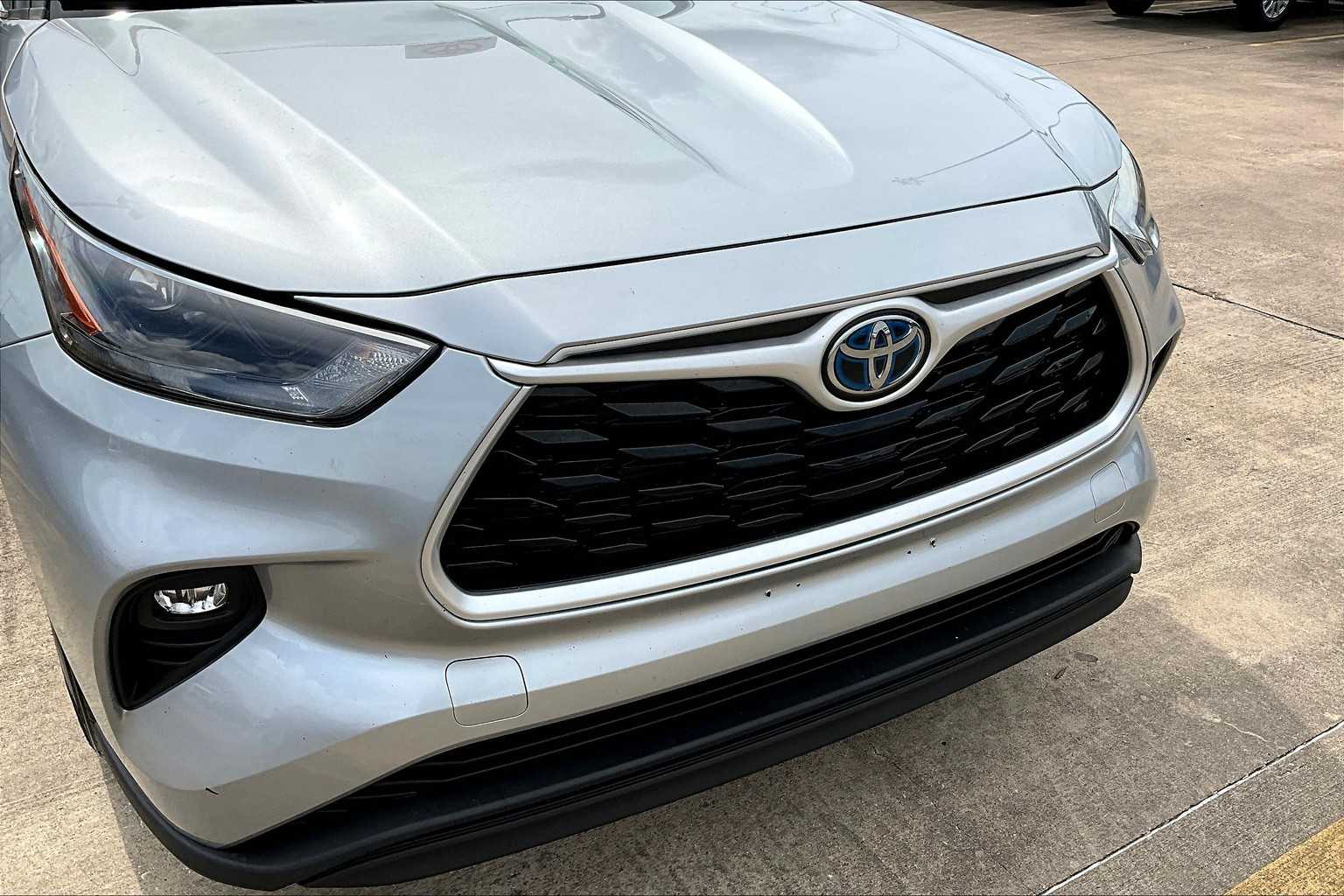 2022 Toyota Highlander Hybrid XLE photo 27