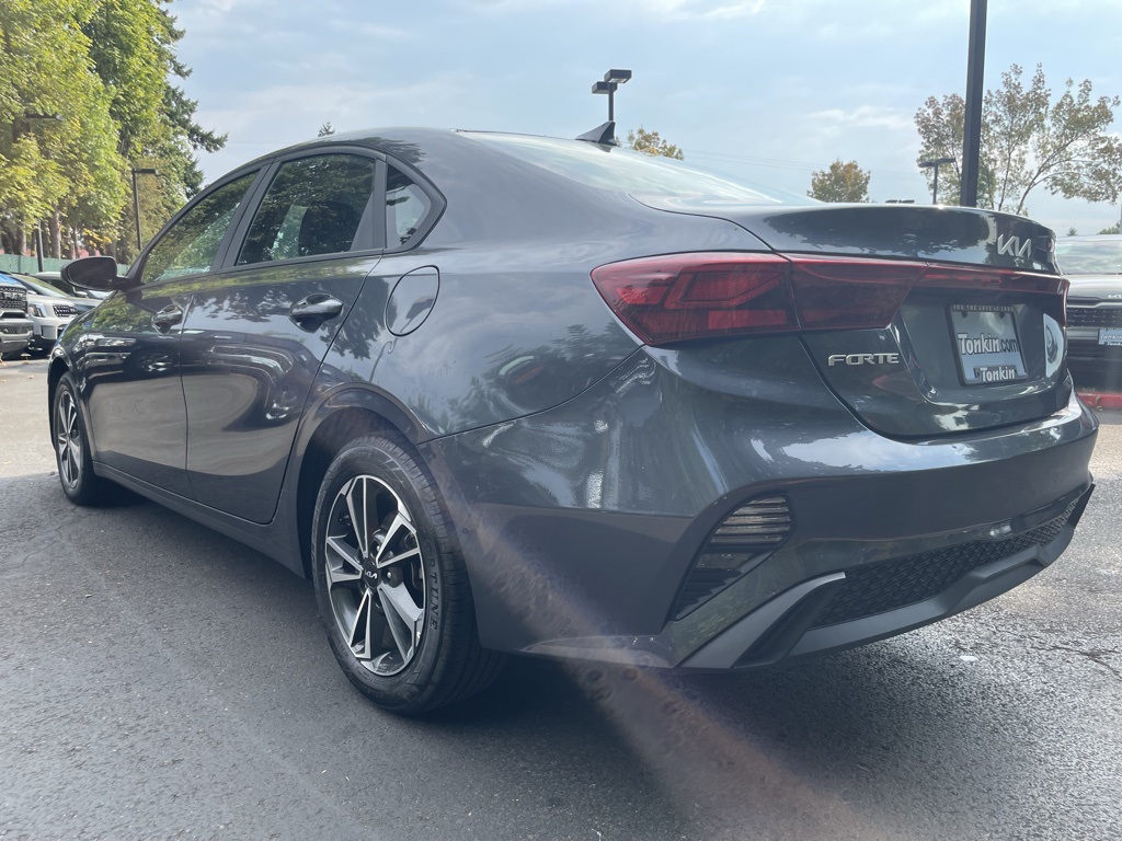 2023 Kia Forte LXS photo 8