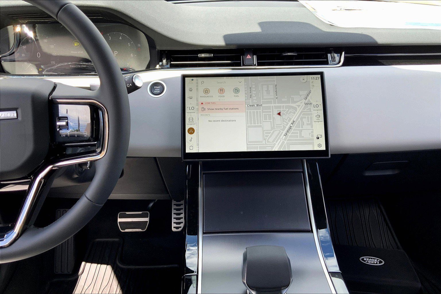 2026 Land Rover Range Rover Evoque Dynamic SE photo 5
