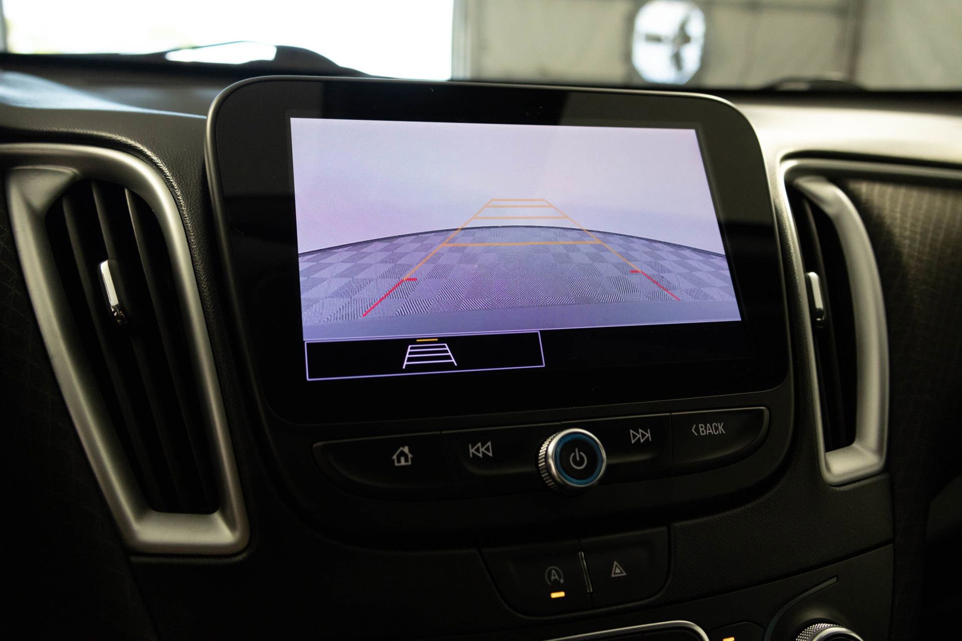 2023 Chevrolet Malibu 1LT photo 3