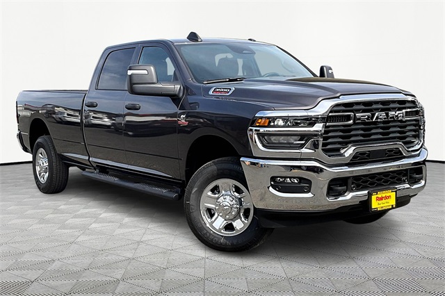 2025 Ram 3500 Tradesman photo 3