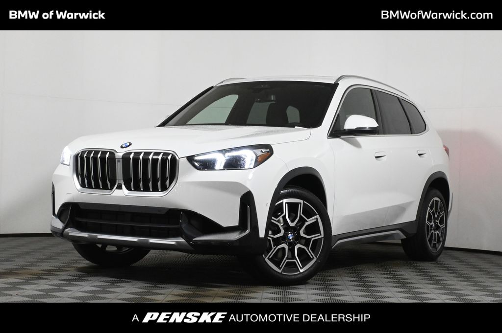 2026 BMW X1 28i's photo