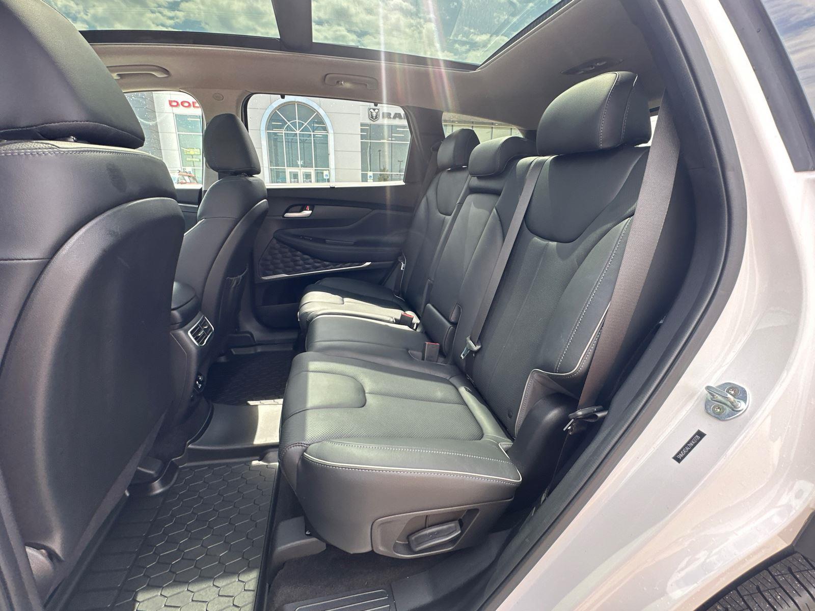 2022 Hyundai Santa Fe Limited photo 27