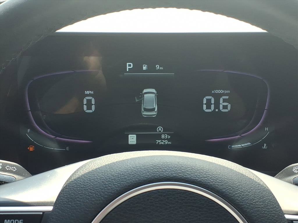 2025 Kia Sportage EX photo 12